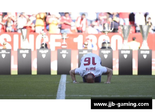 塞维利亚宣布续约球星奥坎波斯，球迷欢呼新合同